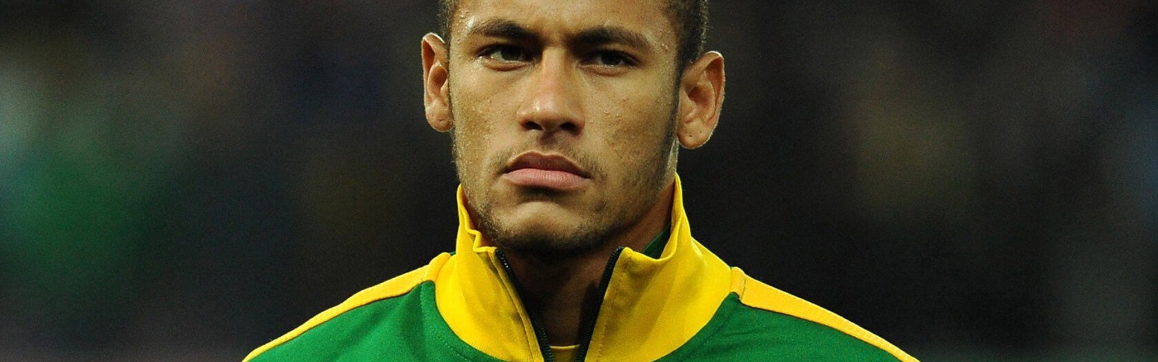 一号娱乐：双加时鏖战！詹姆斯关键三分助湖人险胜勇士，系列赛战成2-2平